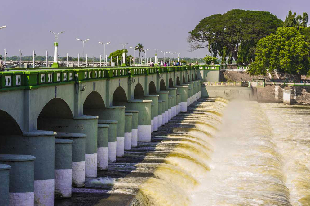Kallanai Dam